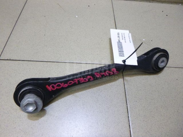 Тяга задняя нижняя