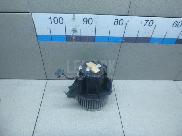 Моторчик отопителя