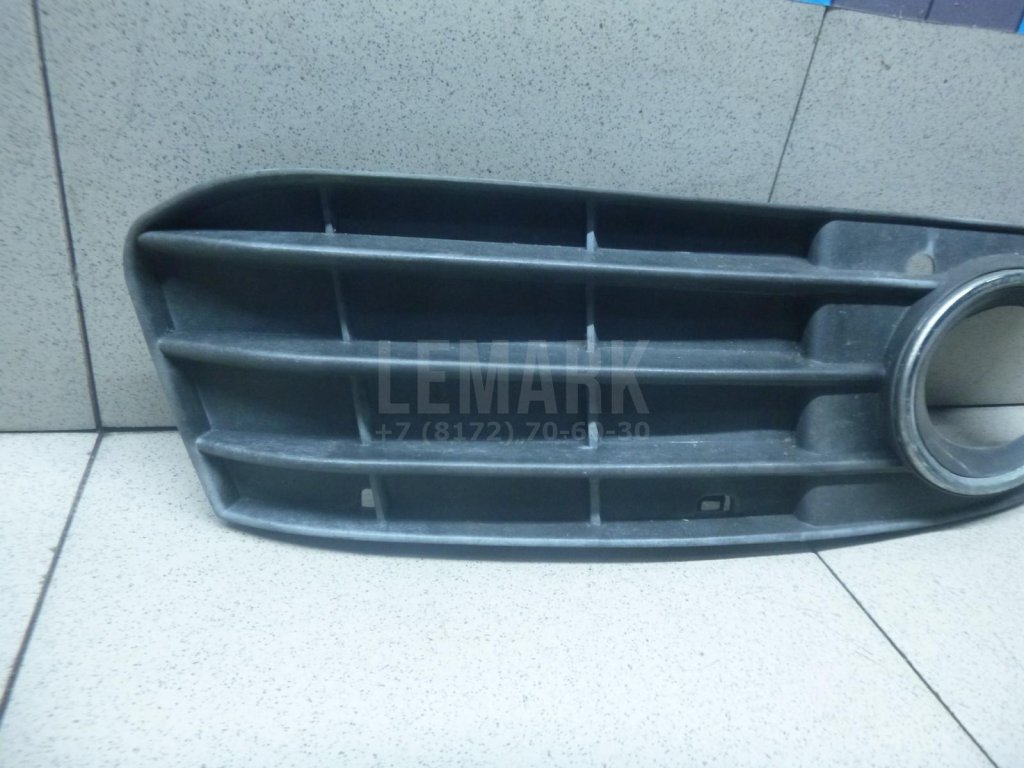 Решетка в бампер правая