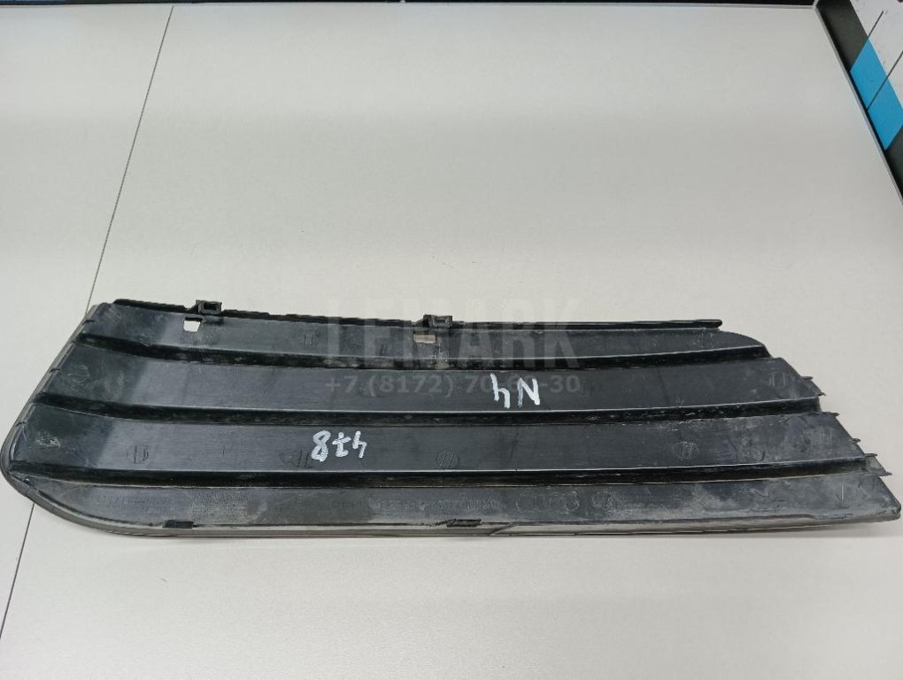 Решетка в бампер правая