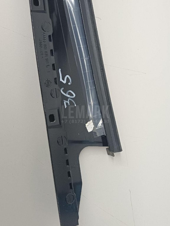 Накладка двери задней левой