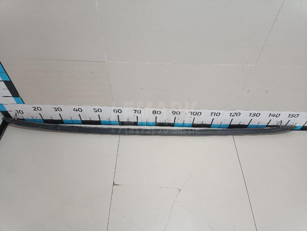 Рейлинг левый (планка на крышу)