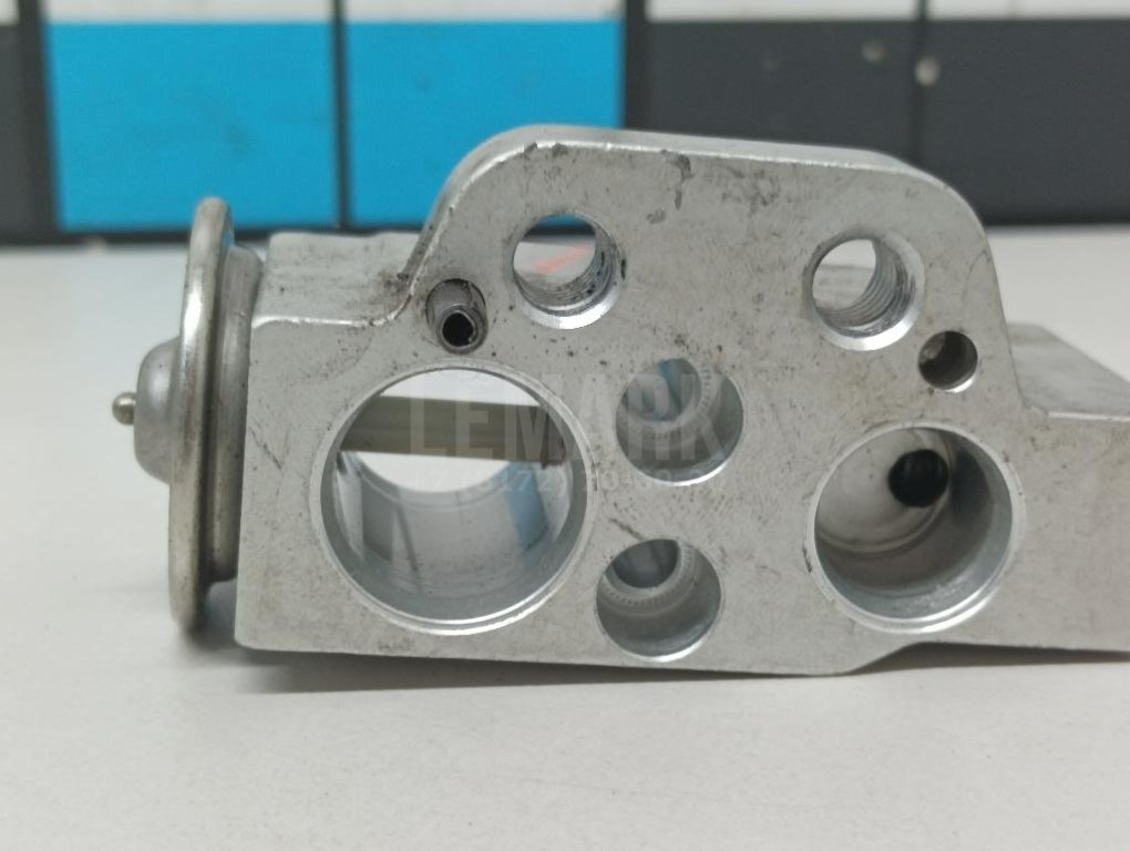 Клапан кондиционера