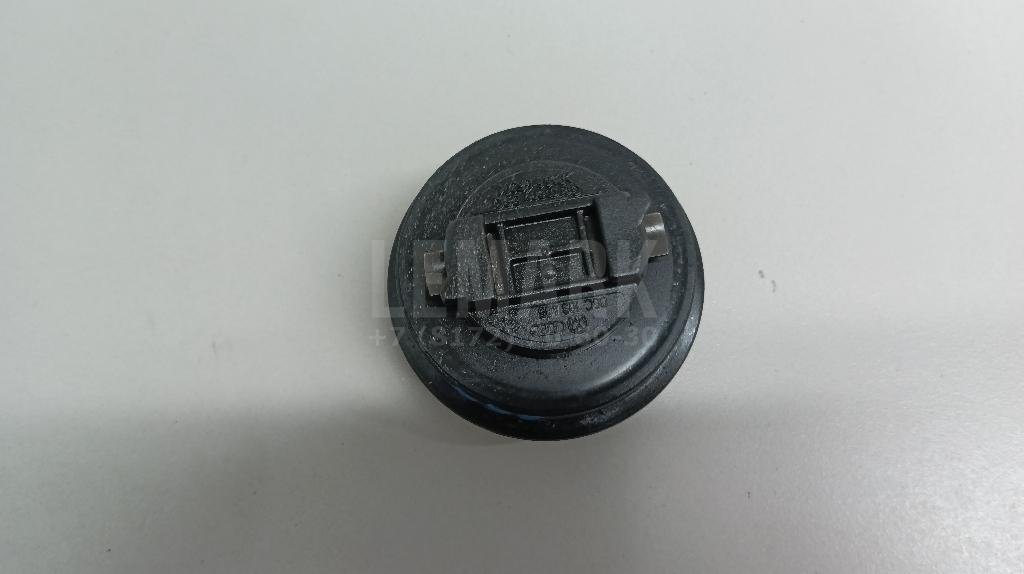 Крышка маслозаливной горловины