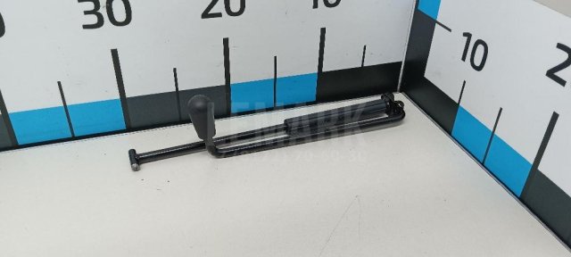 Тяга домкрата