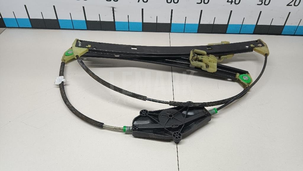 Стеклоподъемник электр. передний левый