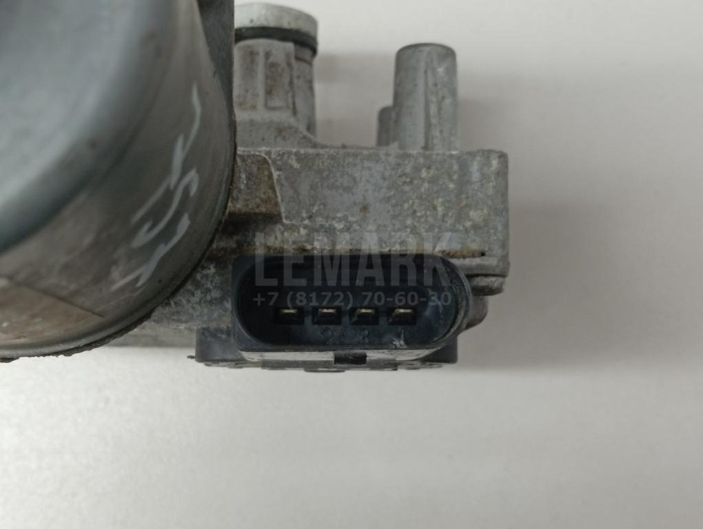 Моторчик стеклоочистителя передний