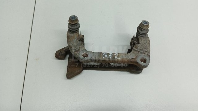 Скоба суппорта заднего правого