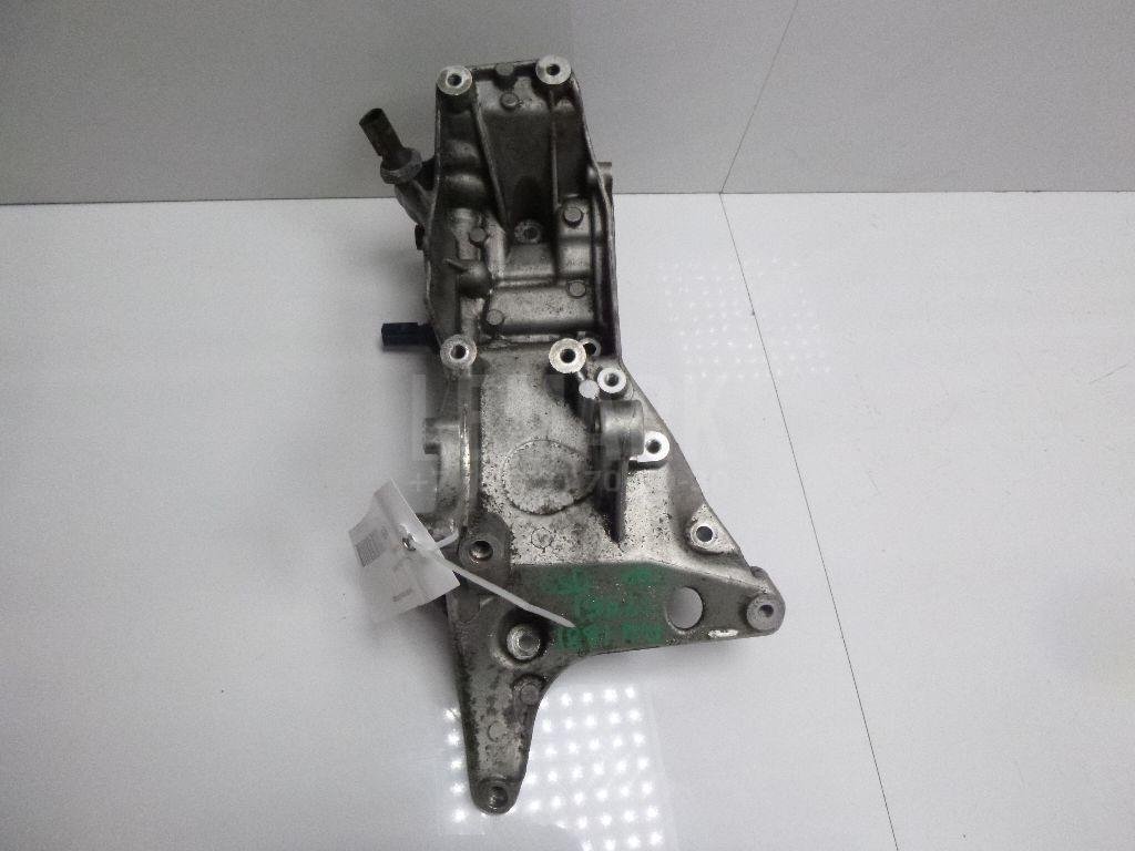 Кронштейн генератора