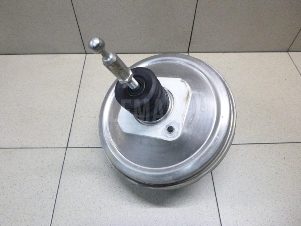 Усилитель тормозов вакуумный