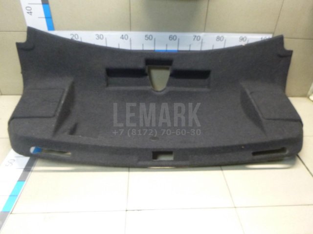 Обшивка крышки багажника