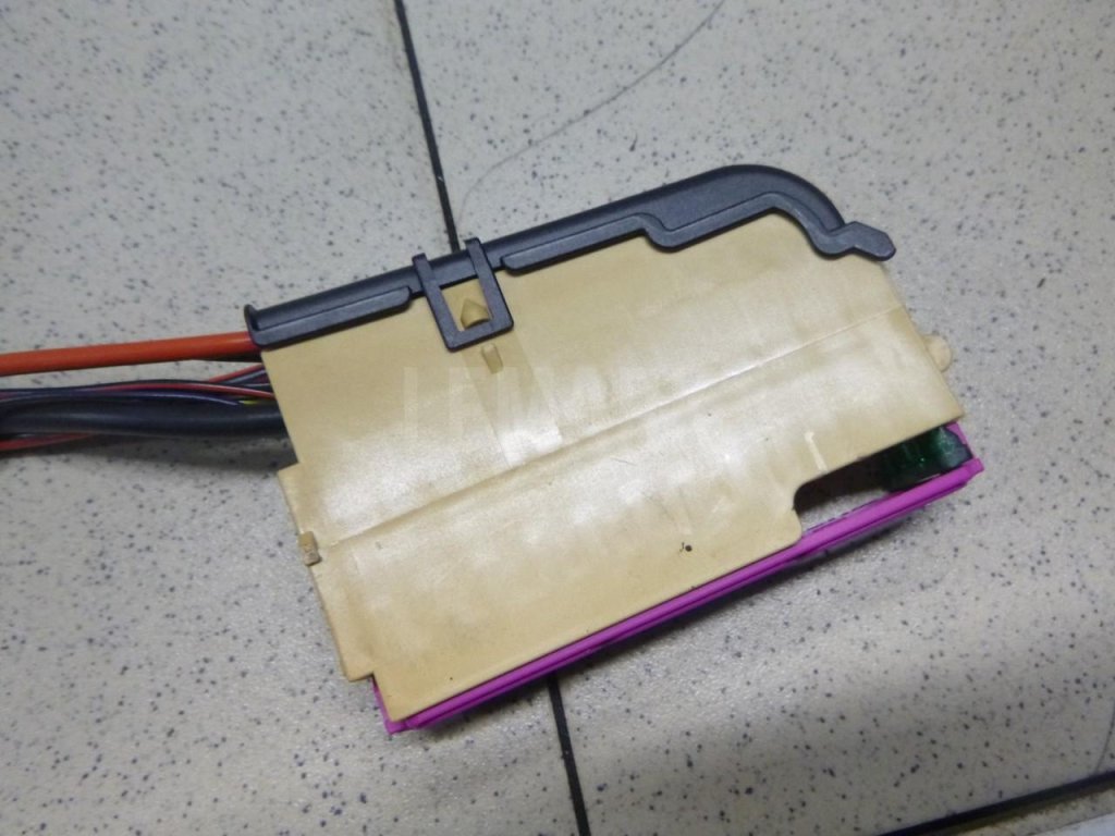 Блок предохранителей