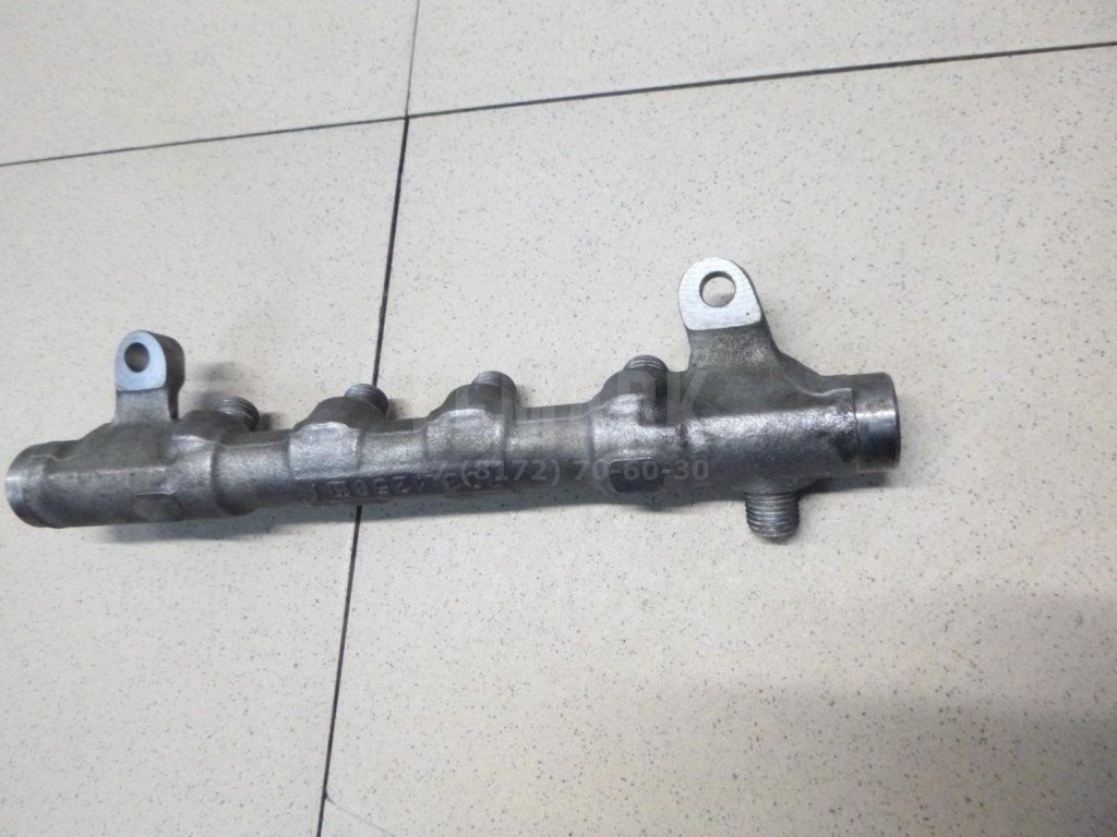 Рейка топливная (рампа)