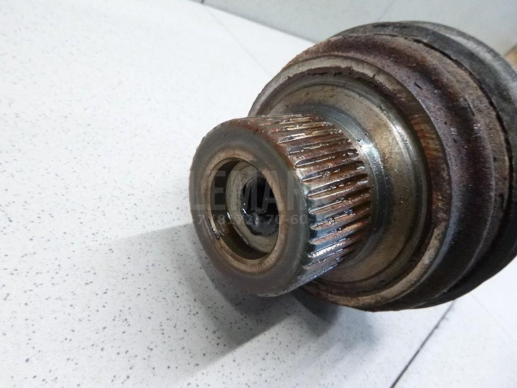 Полуось задняя