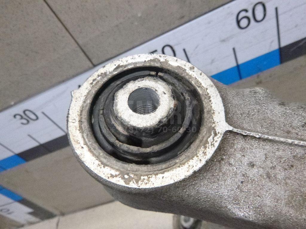 Рычаг задний нижний правый