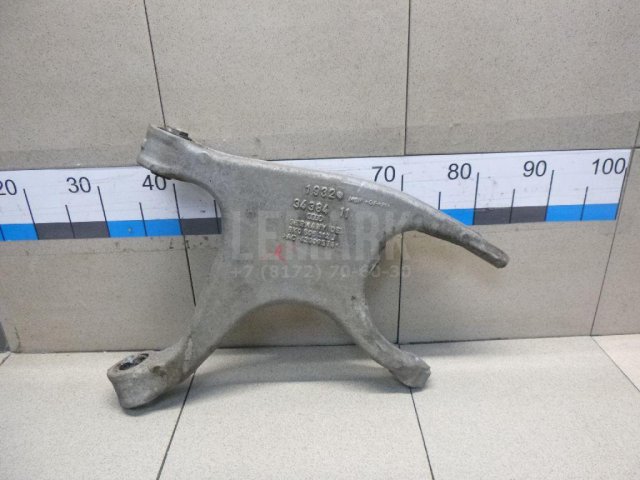 Рычаг задний нижний правый