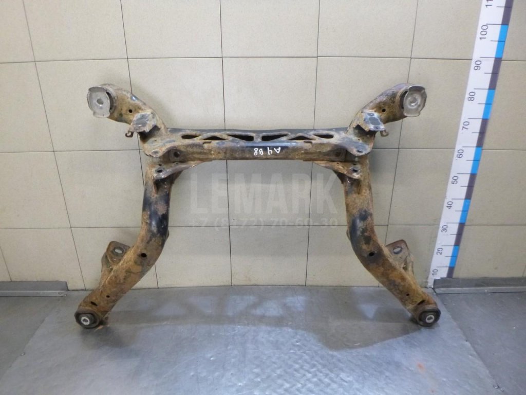 Балка задняя