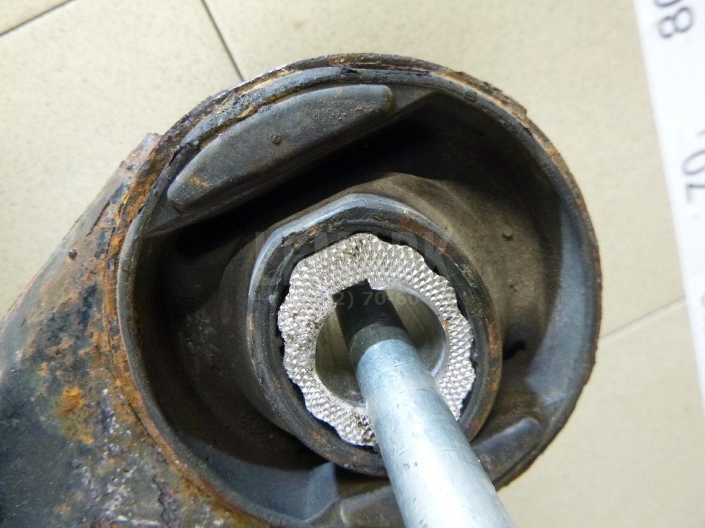 Балка задняя