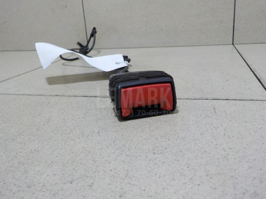 Ответная часть ремня безопасности