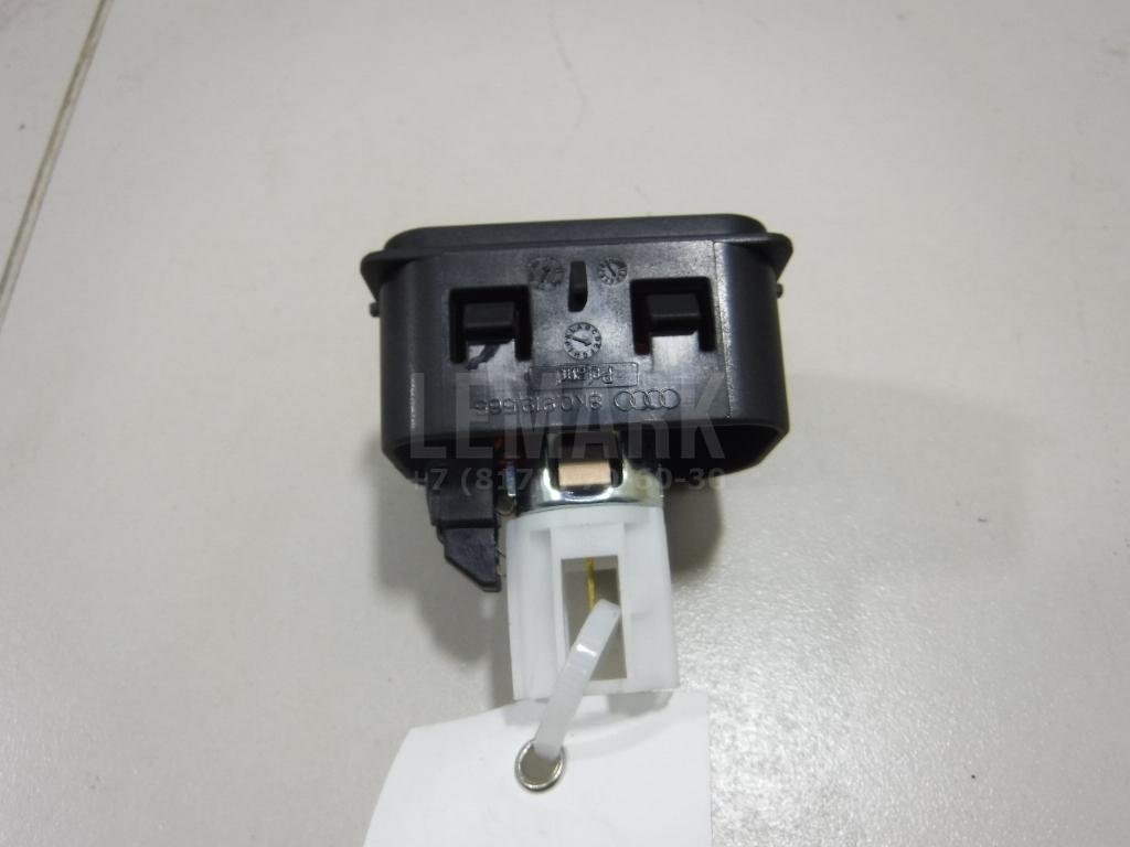 Гнездо прикуривателя