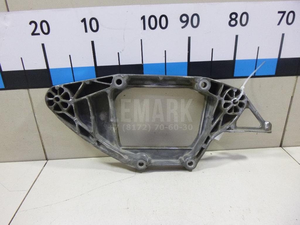 Кронштейн редуктора