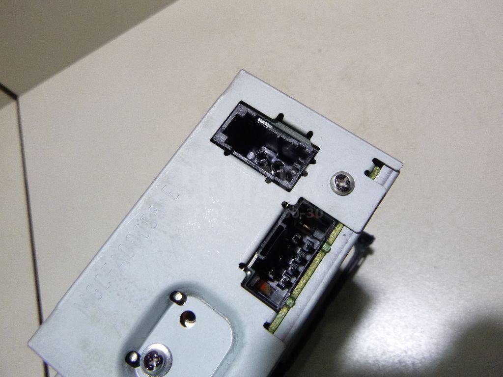 Чейнджер компакт дисков для  Audi A4 [B8] 2007-2015