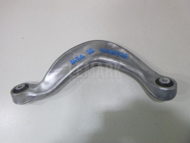 Рычаг задний верхний правый