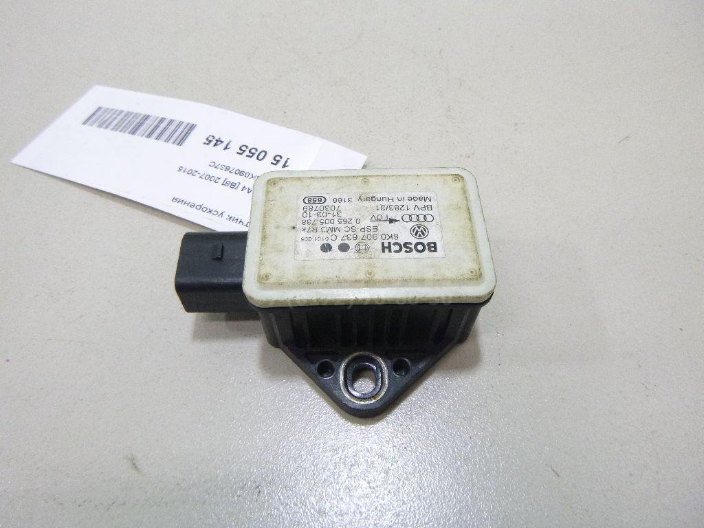 Датчик ускорения