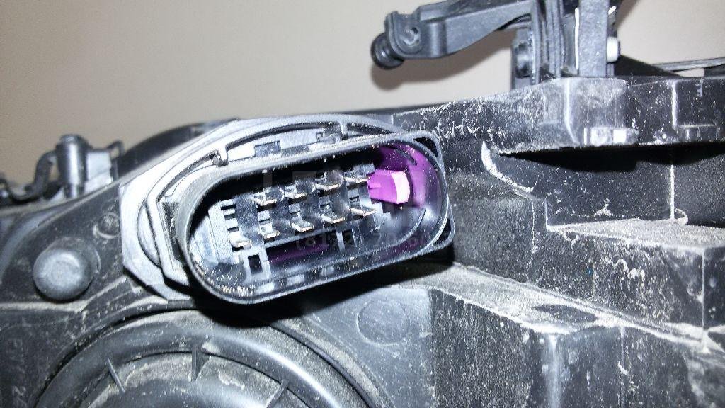 Фара правая для  Audi A4 [B5] 1994-2001