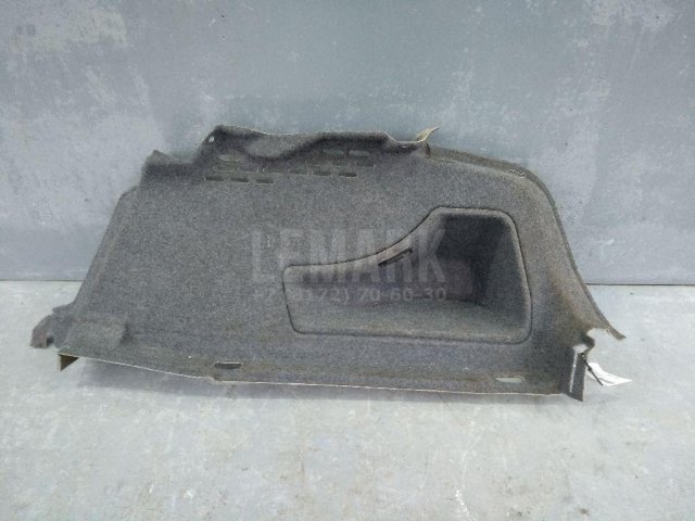 Обшивка багажника