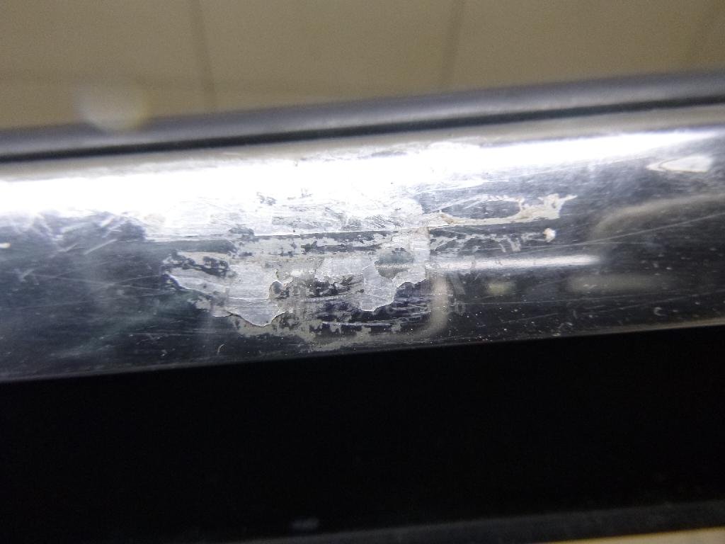 Накладка стекла переднего левого