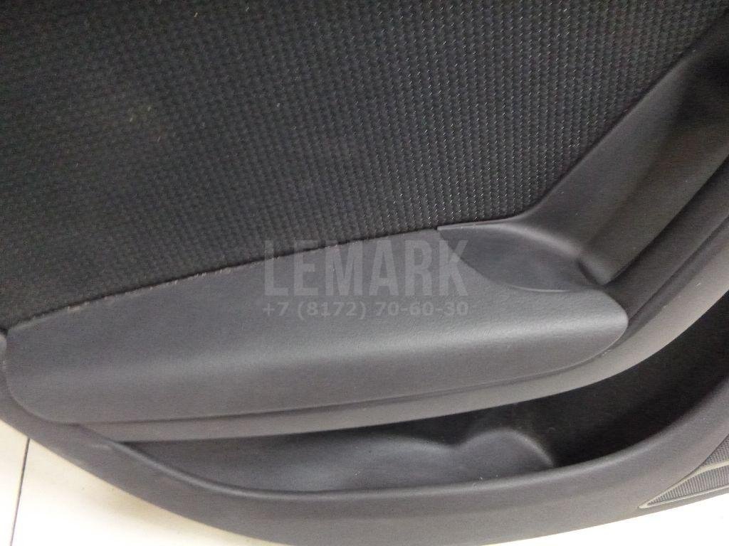 Обшивка двери задней левой