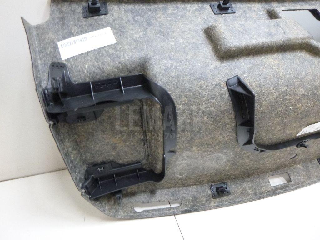 Обшивка крышки багажника