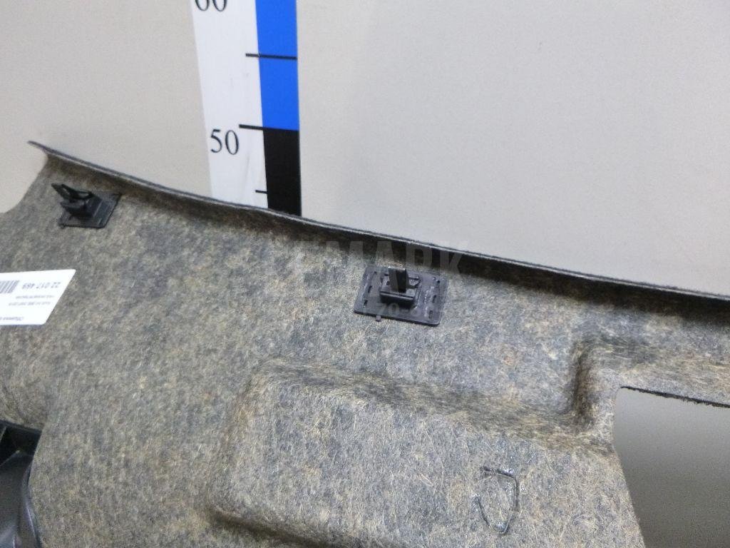 Обшивка крышки багажника