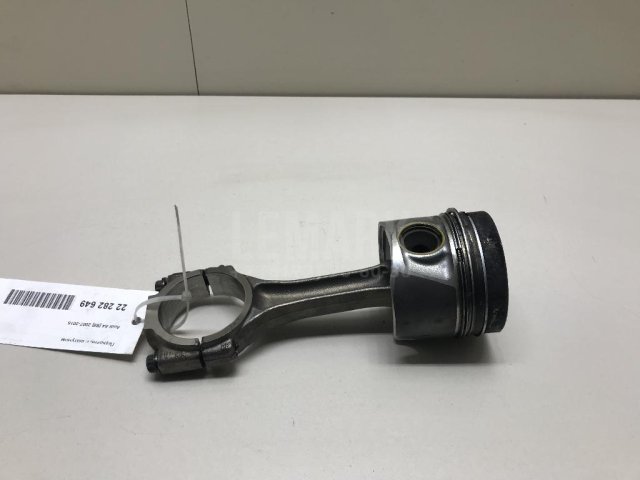 Поршень с шатуном