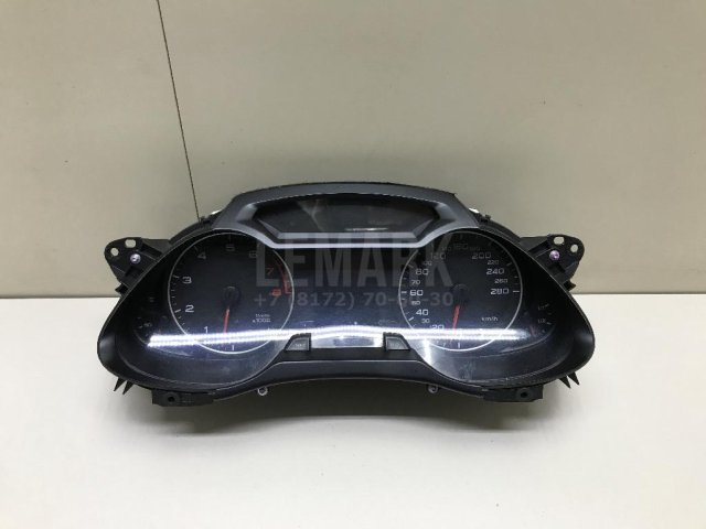 Панель приборов