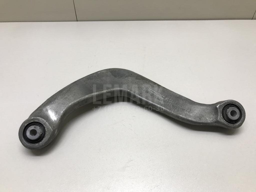 Рычаг задний верхний правый