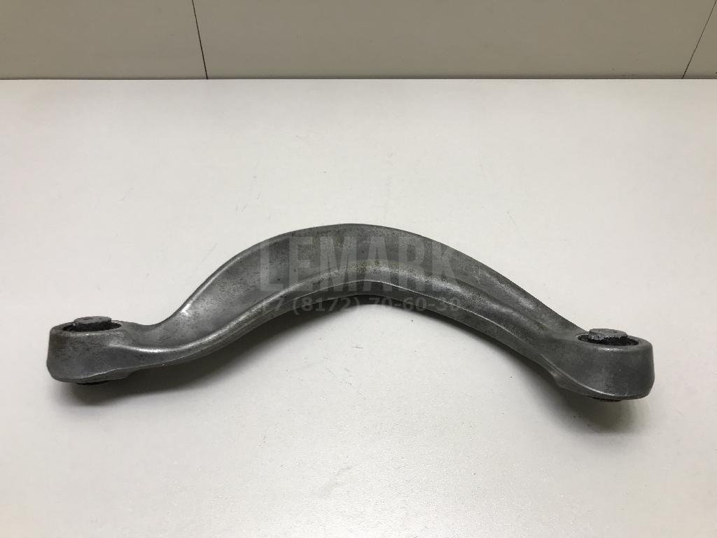 Рычаг задний верхний правый