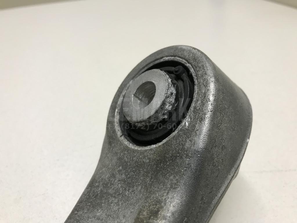 Рычаг задний верхний правый