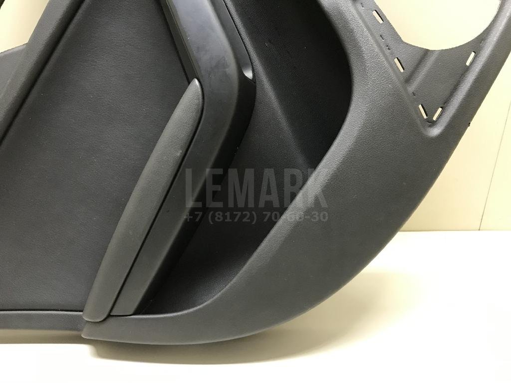 Обшивка двери задней левой