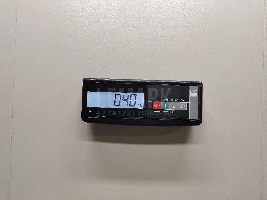 Накладка стекла переднего левого