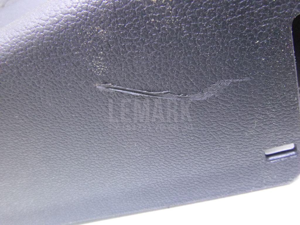 Обшивка двери багажника