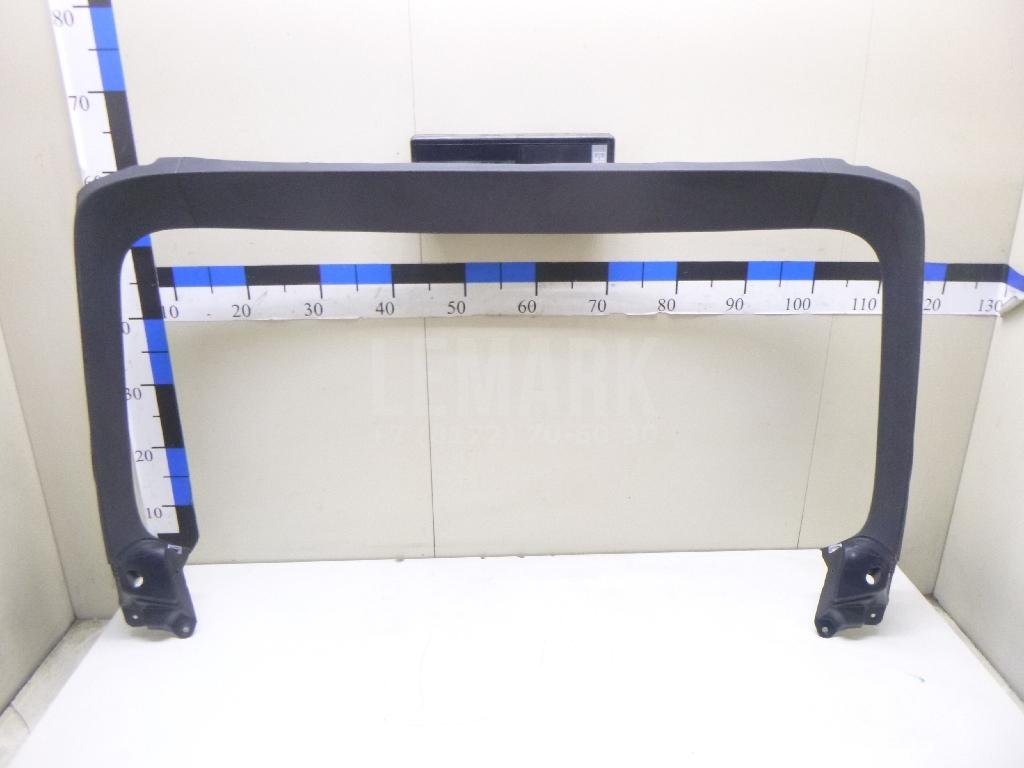 Обшивка двери багажника