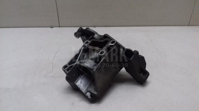 Кронштейн гидроусилителя