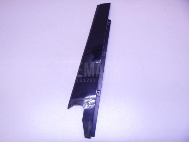 Накладка двери задней левой