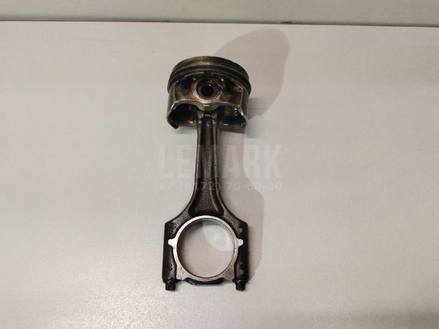 Поршень с шатуном