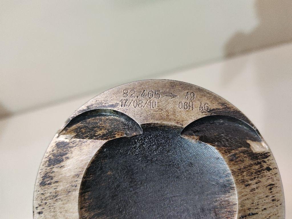 Поршень с шатуном