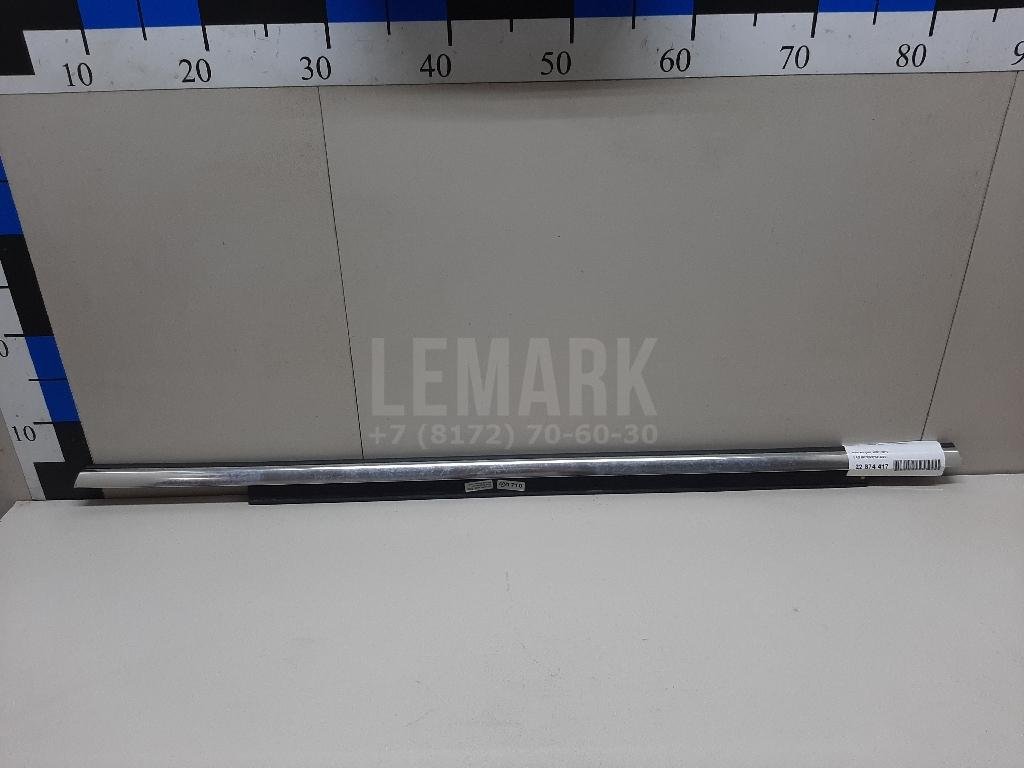 Накладка стекла заднего правого