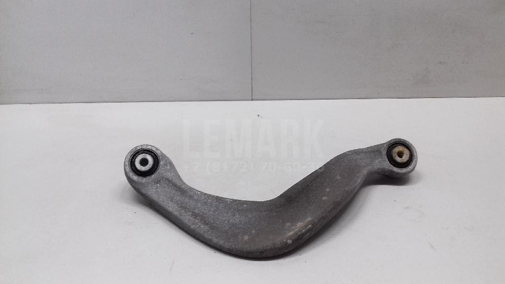 Рычаг задний верхний правый