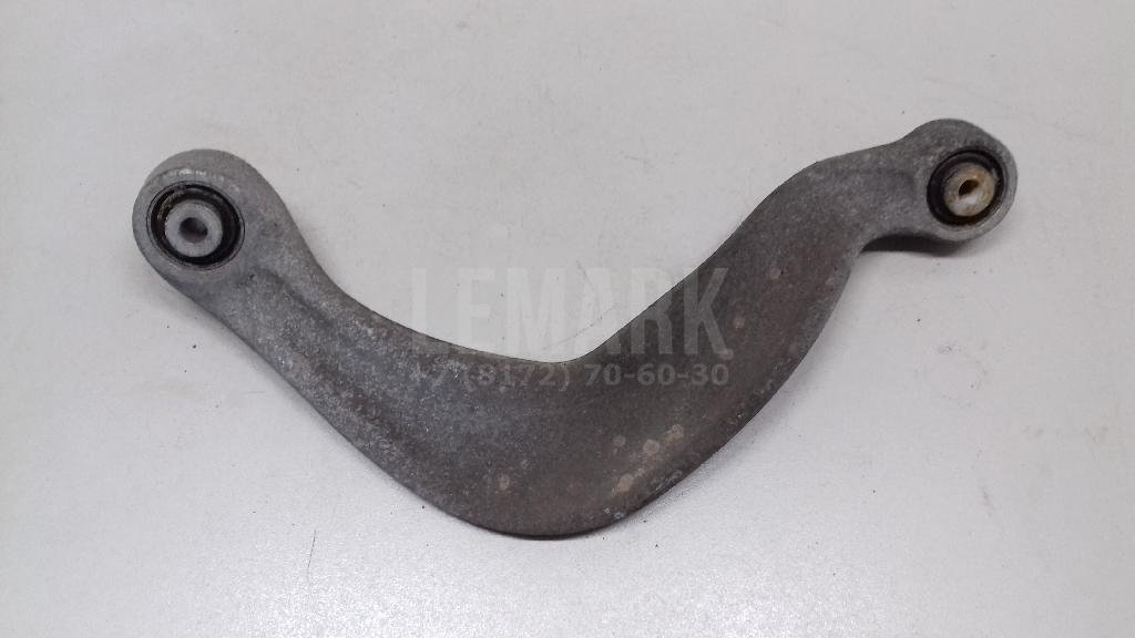 Рычаг задний верхний правый